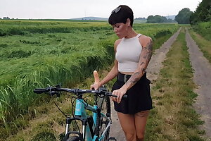 The original! Lara Berrgmann misuses your bike!